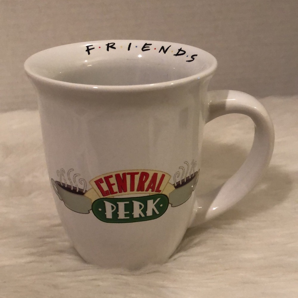FRIENDS Collector’s Edition 2004 Book, Photo Clip Frame and Coffee Mug - Picture 5 of 12